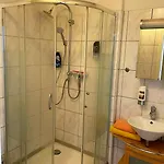 Garni Hotel *