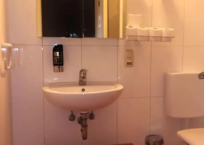 Hotel Garni *